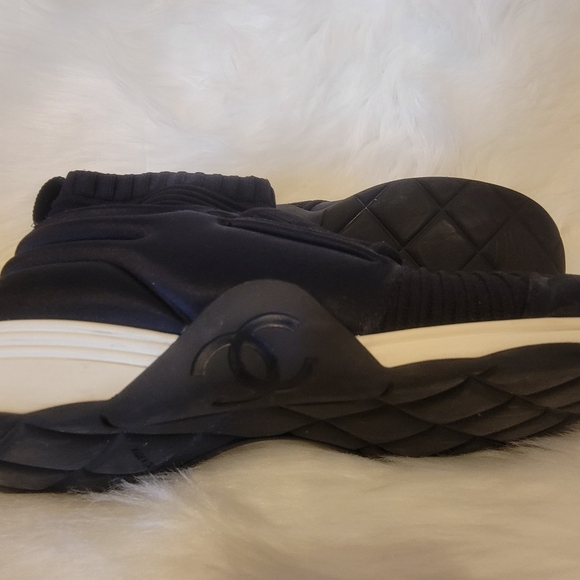 Chanel sneakers Sz 39 - Picture 12 of 16